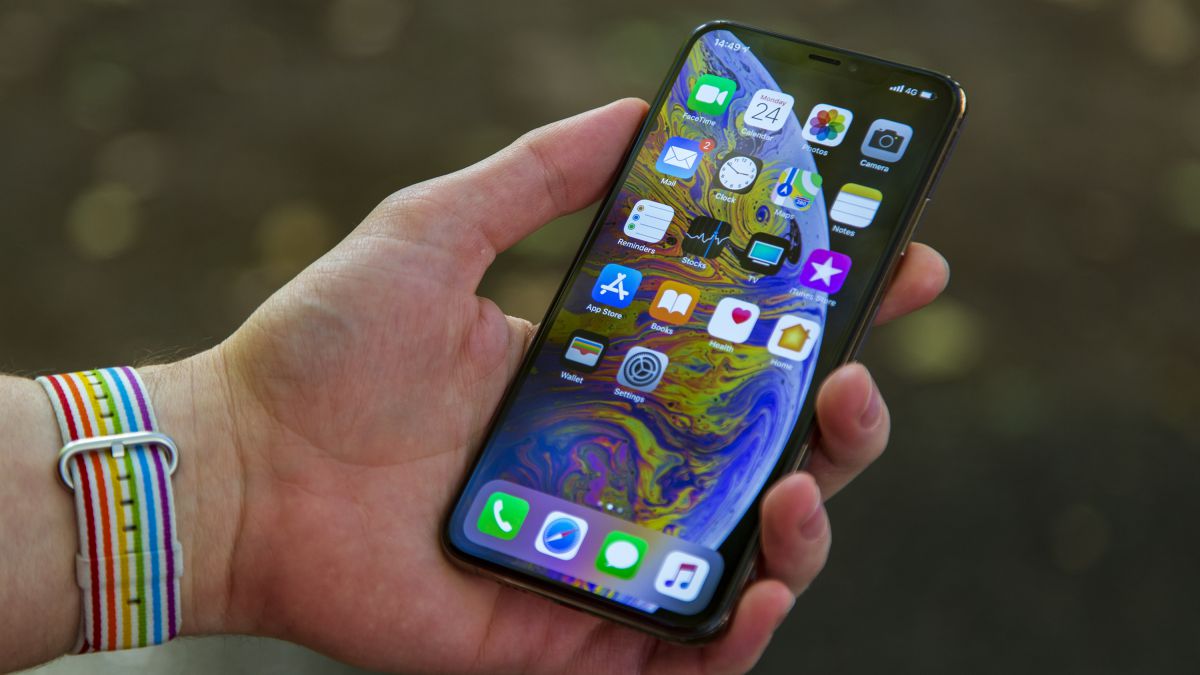 Apple's 2020 iPhone XS Max equivalent set to have an even larger display