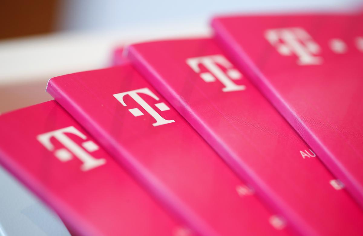 Deutsche Telekom first to market in Germany with limited 5G rollout