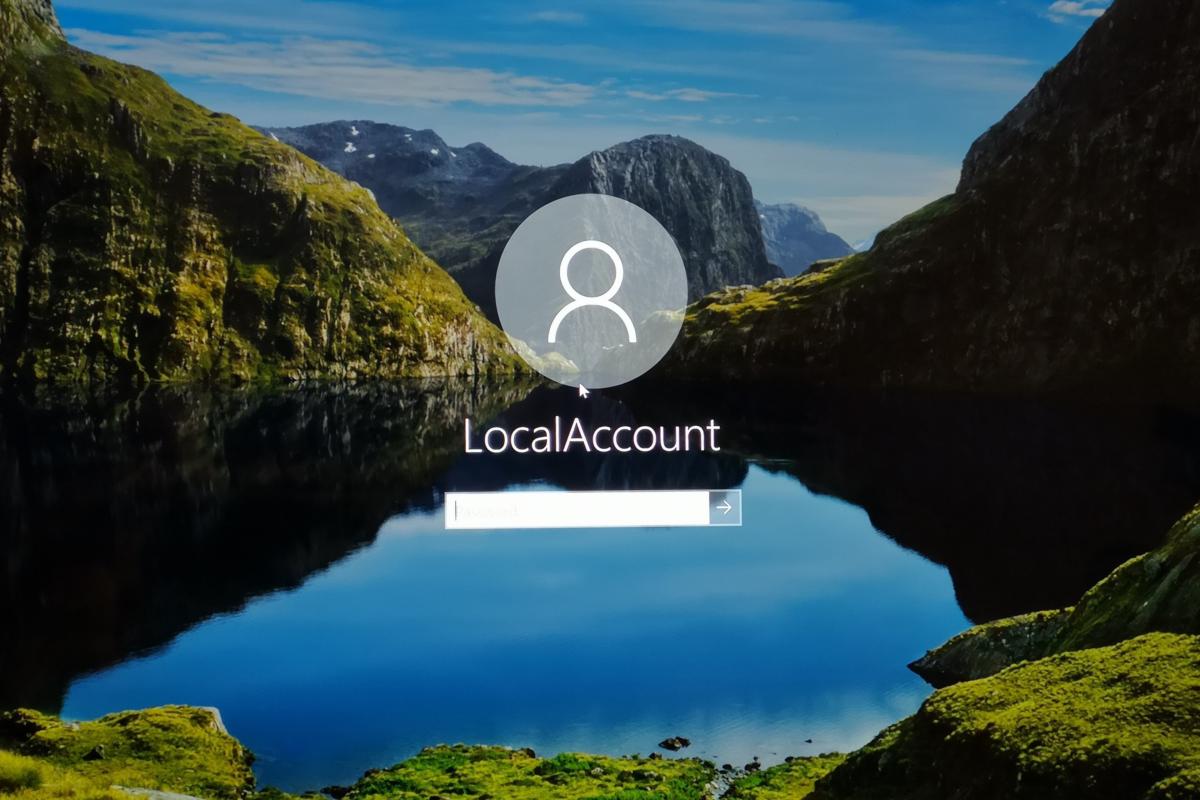 How Microsoft made it harder to create Windows 10 local accounts