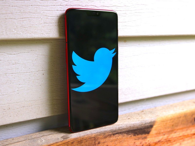 Twitter will roll out a 'Lights Out' dark mode for Android in September