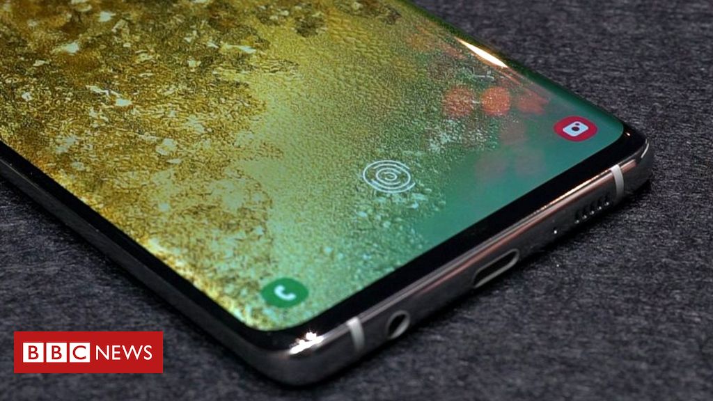 RBS pulls Samsung Galaxy S10 app over security flaw