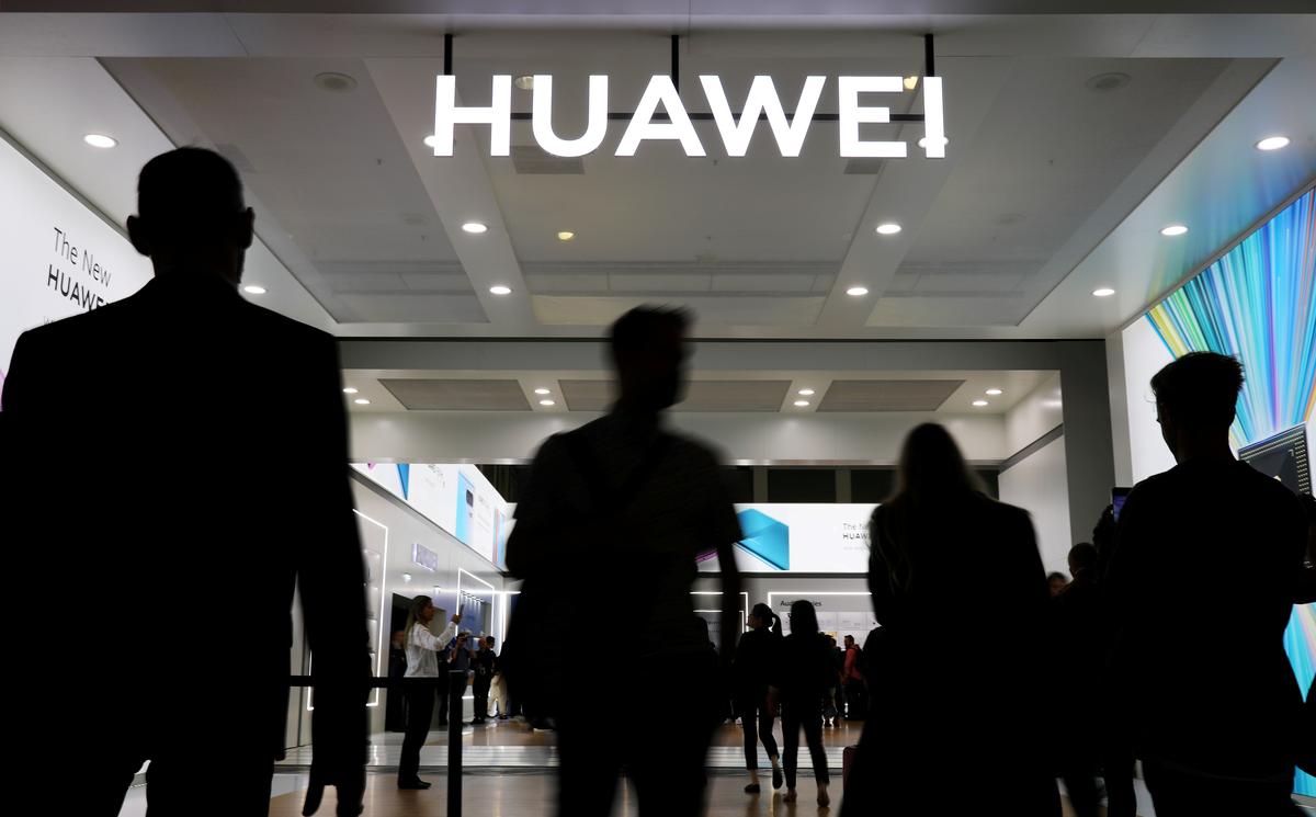 Huawei plays down impact of new U.S. license extension