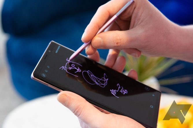 Get a refurbished Samsung Galaxy Note 9 for $380 ($345 off) on eBay