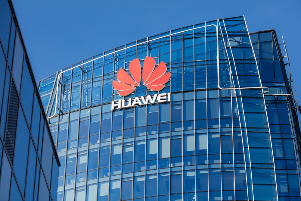 Huawei Insults Apple on Twitter, Company Says It Got Hacked