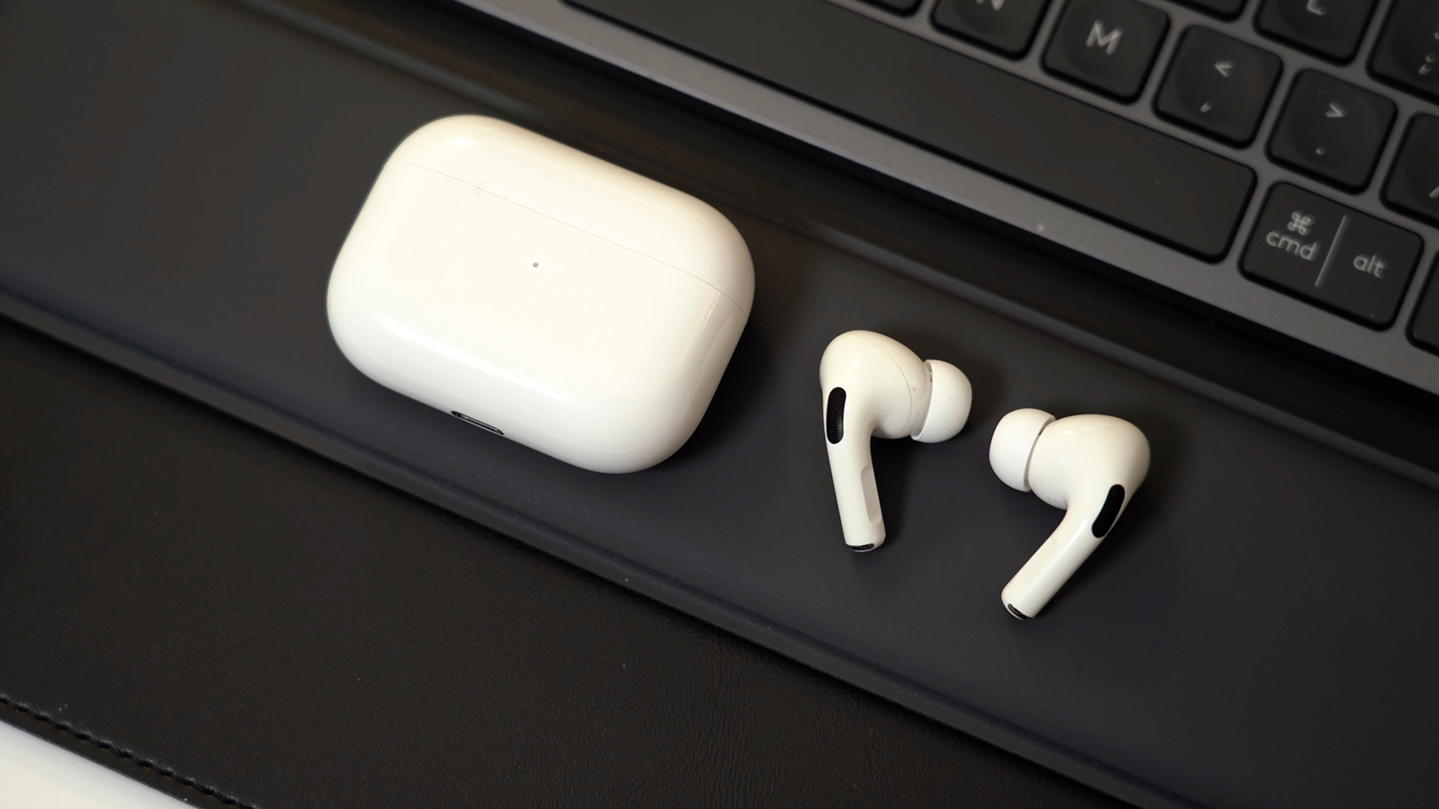 Top Stories: AirPods Pro Firmware Changes, Mystery MacBook Filing, 5G iPad Pro?