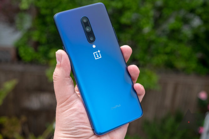 Android 10 is officially rolling out to the OnePlus 7 Pro 5G with OxygenOS 10.0.4