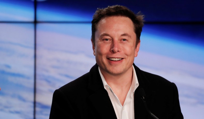 Tesla CEO Blasts Apple for the Quality of iPhone Software Updates